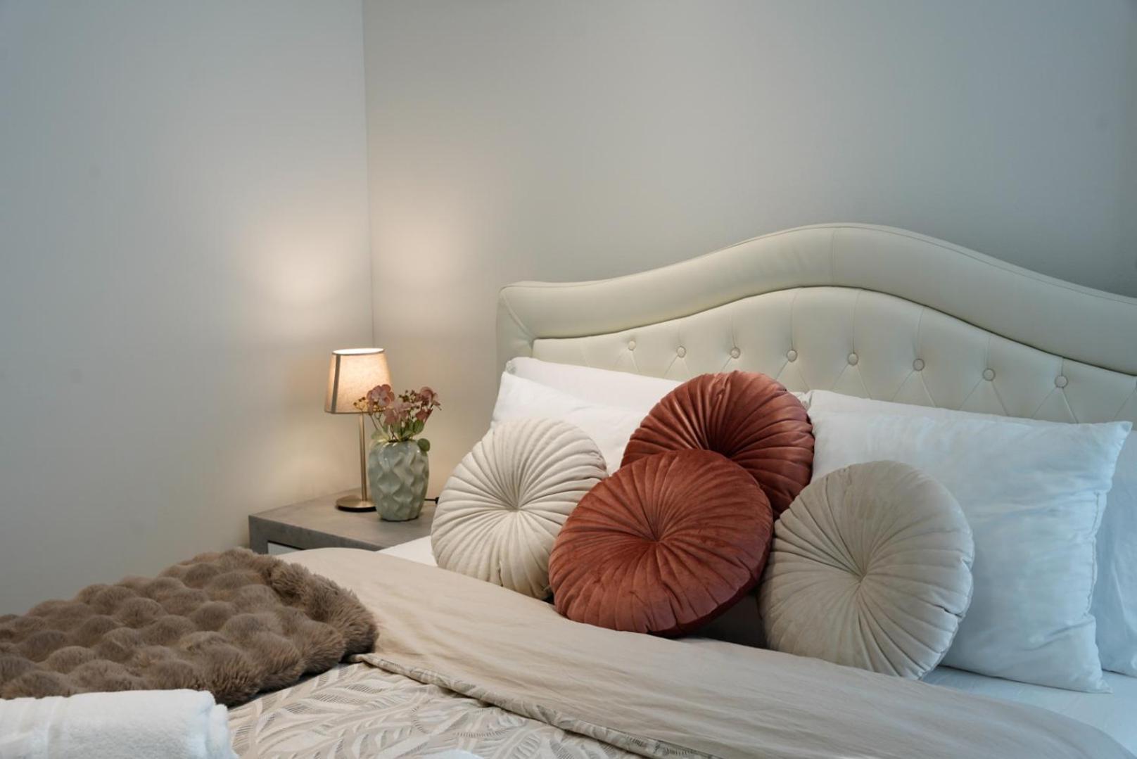 Lakeside Attic Лугано Экстерьер фото